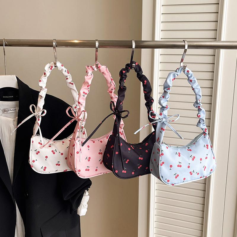 حقيبة كتف نسائية للسفر في الهو - مراجعة Travel Accessories For Girls وسعره