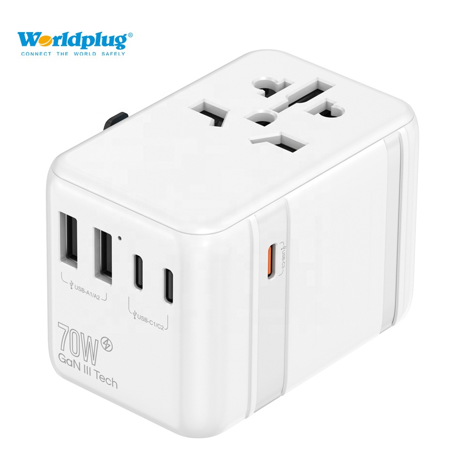 محول طاقة عالمي للسفر مع منافذ - مراجعة Travel Adapter Universal وسعره