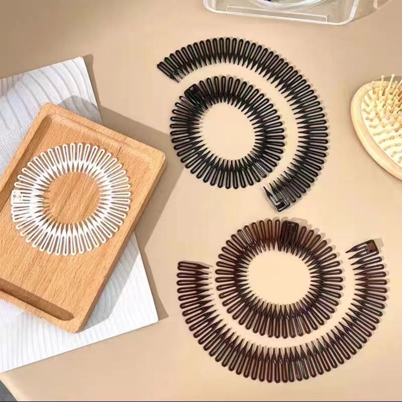 مشط مرن مطاطي بلاستيكي دائري ب - مراجعة Travel Accessories Girls وسعره