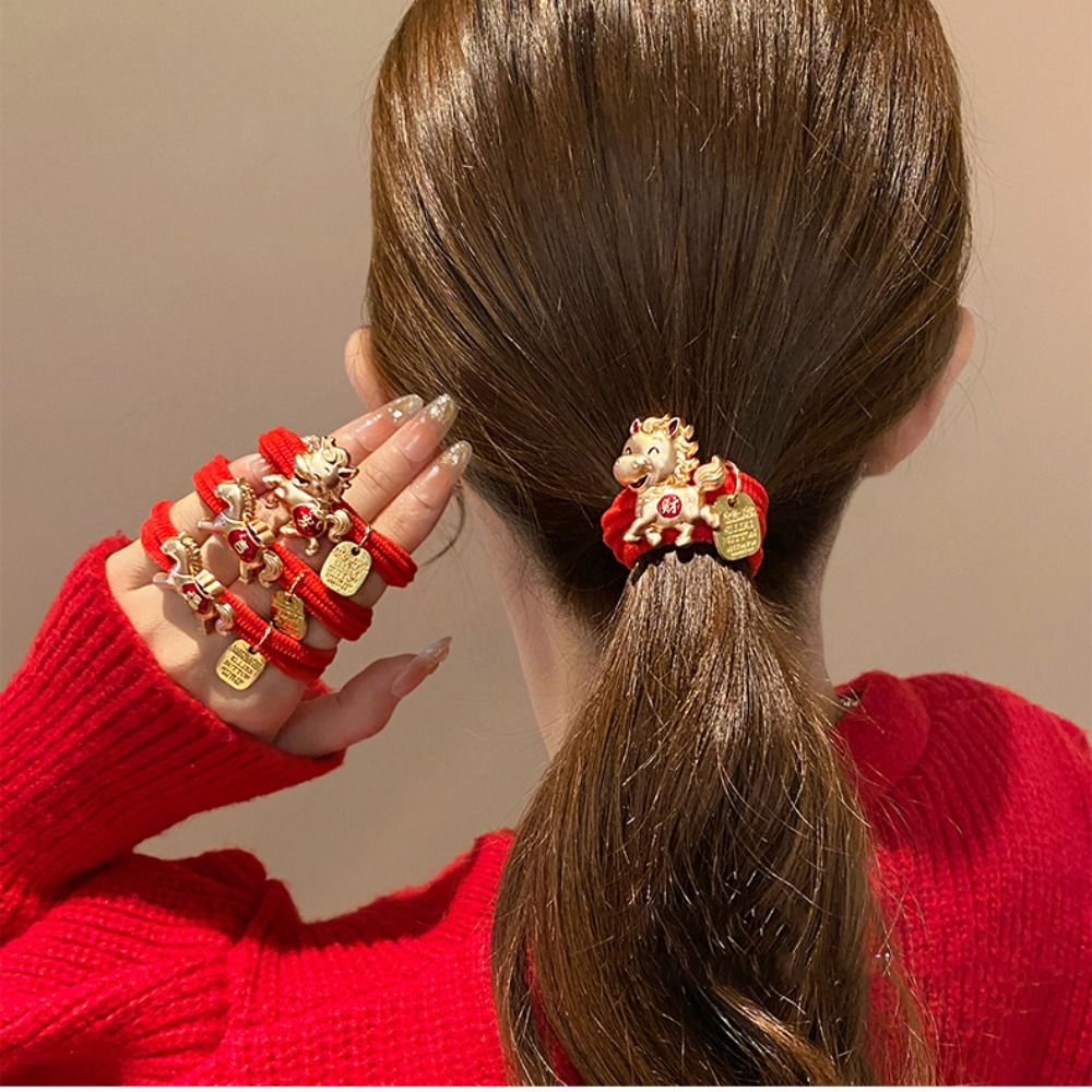 ربطة شعر حمراء عصرية بتصميم حب - مراجعة Travel Accessories Girls وسعره